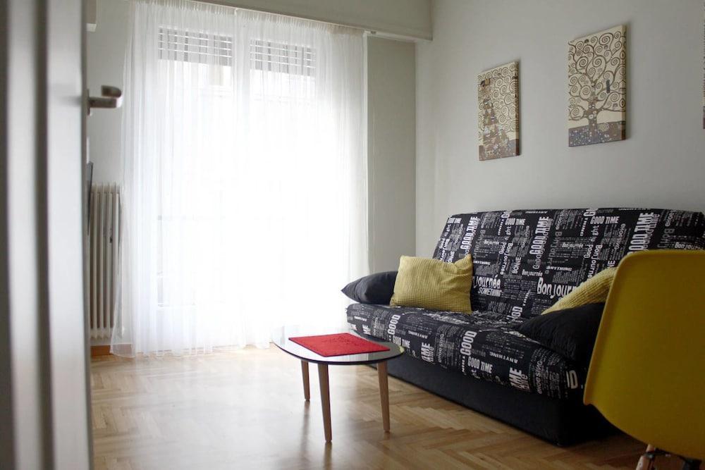 Cheery Apartment In The Center Of Athens Atenas Exterior foto
